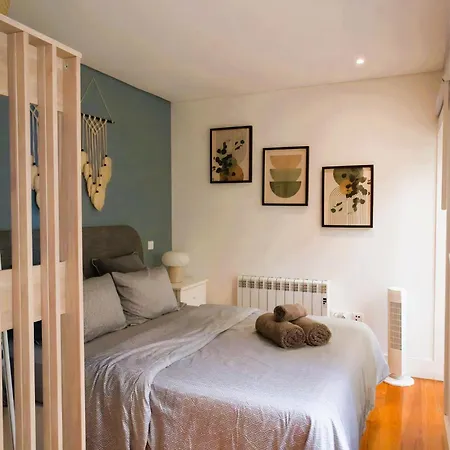 Free Parking! Only 2min Walk To Center! Porto