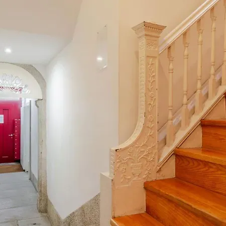 Appartement Free Parking! Only 2min Walk To Center! *