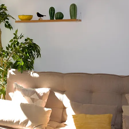 Free Parking! Only 2min Walk To Center! * Porto